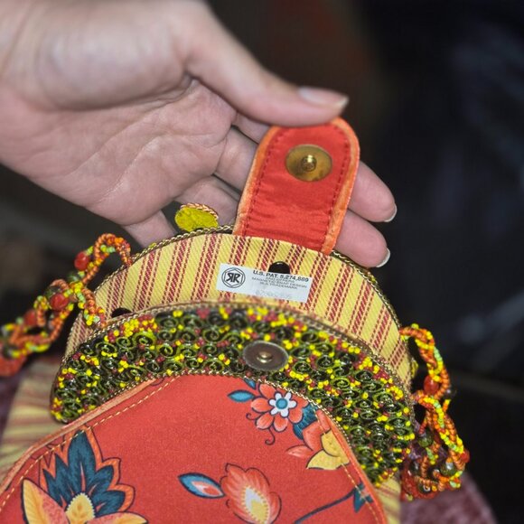 Mary Frances Vibrant Red and Cream Handbag - Pristine Condition - Picture 6 of 6